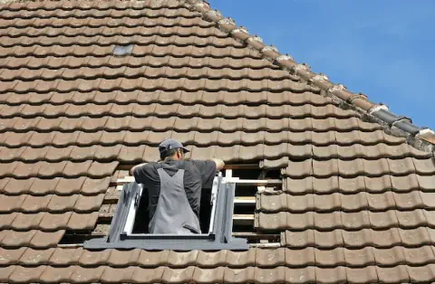 Pose de velux à Vieillevigne